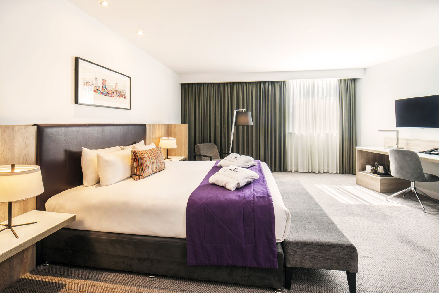 1 Night Twilight City Escape, Luenire Spa At Park Regis Birmingham